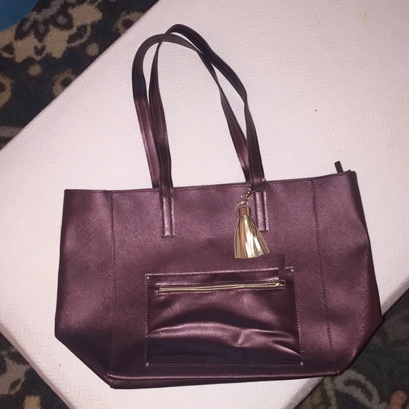 Handbags - ‼️3/$15 or 5/$21 Bath & Body Works Tote